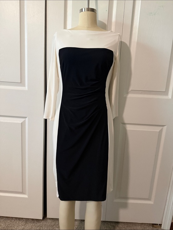 Lauren Ralph Lauren Dresses & Skirts - Lauren Ralph Lauren Black and White Colorblock Boatneck Midi Dress